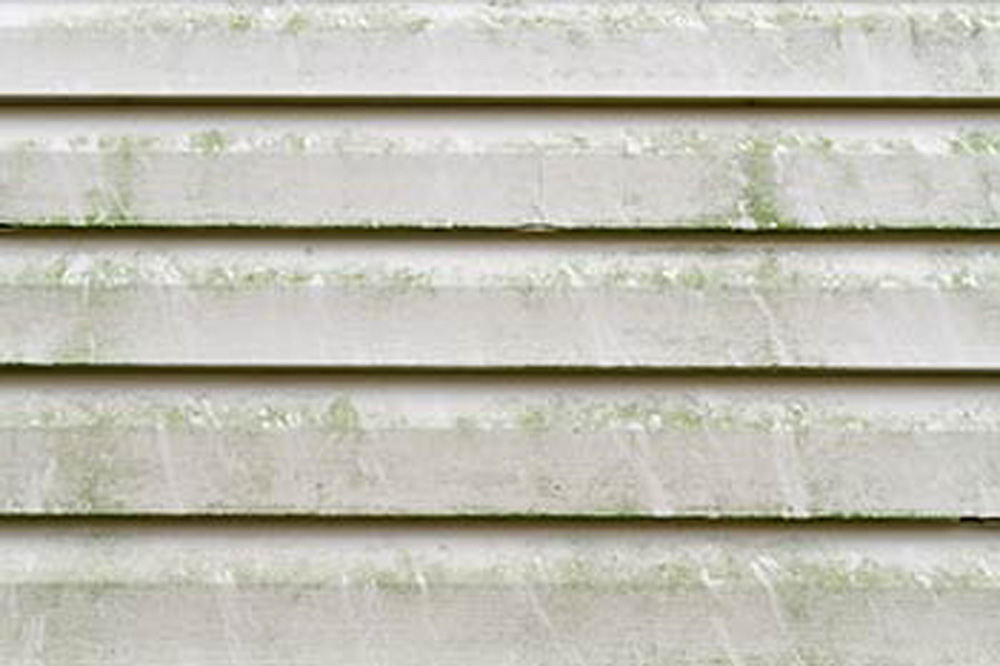 How to Clean Vinyl Siding
