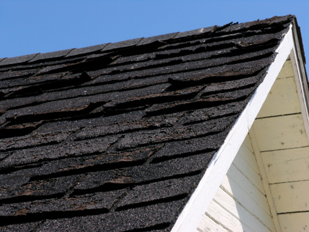 Signs it’s Time to Replace Your Roof Shingles
